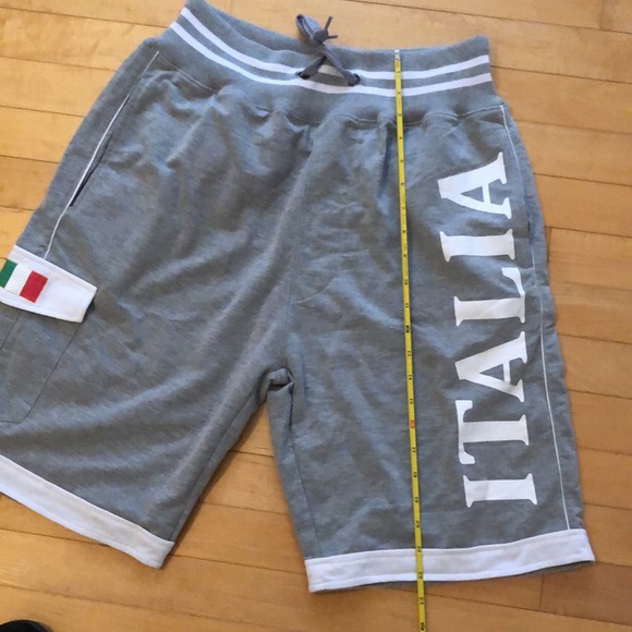 ⭐️Host Pick⭐️ - Boy’s Shorts Italia - Picture 2 of 15